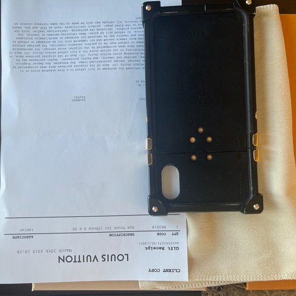 LOUIS VUITTON - EYE TRUNK WITH STRAP IPHONE X/XS - Picture 7 of 9